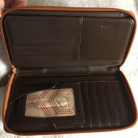 Lodis Caramel Zipper Wallet - Picture 4 of 9